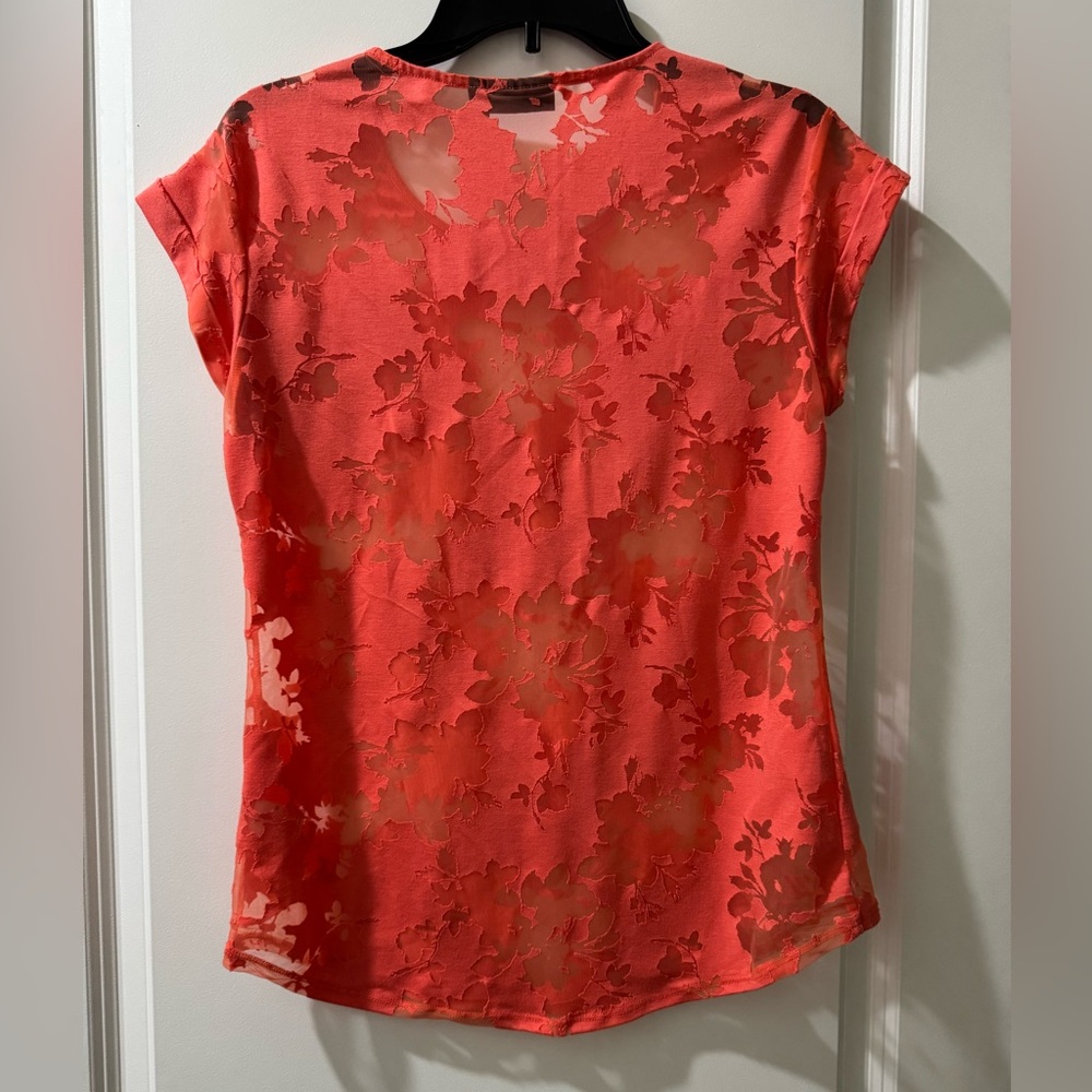 Elegant Coral Floral Women's Top - Picture 3 of 4